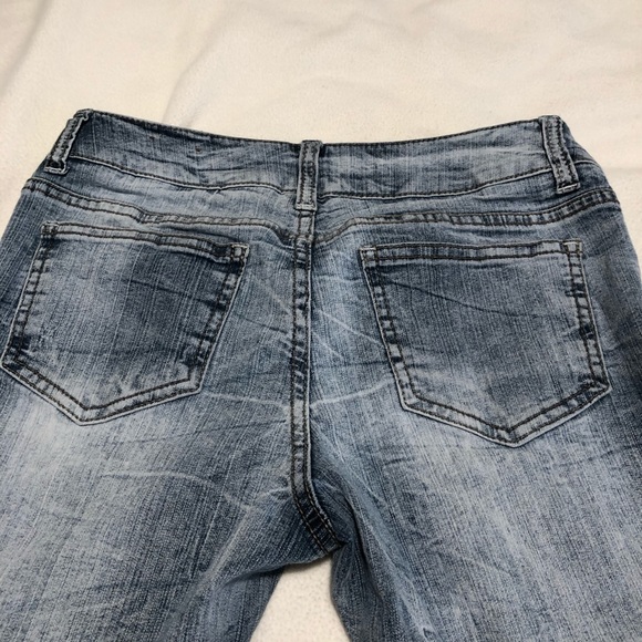 Mild Acid Wash Jeans - Picture 4 of 5
